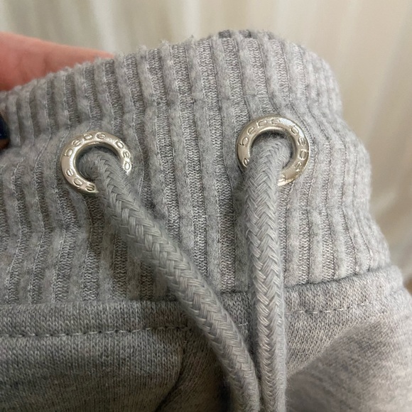 BEBE sport NWT grey joggers 3X w/ ribbed insert side panels and embroidered logo - Picture 11 of 11